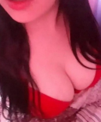 Камилла, 25